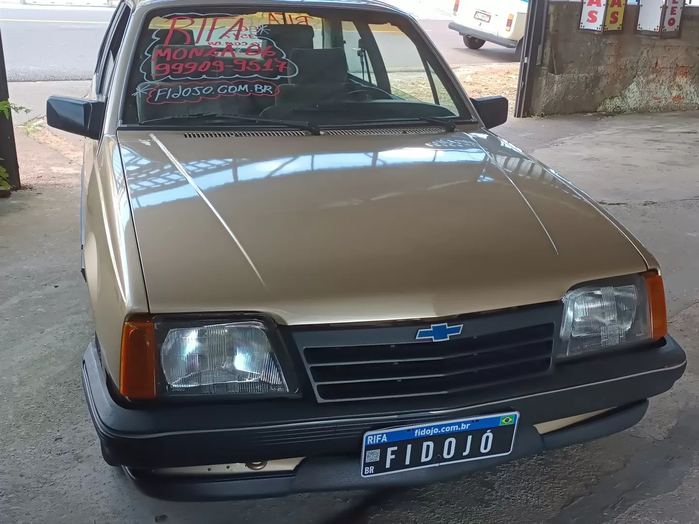 32? RIFA MONZA 86 1.8 ?LCOOL